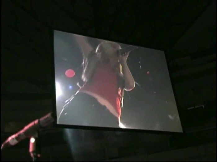 Bonez Tour Documentary [HD] Part2 - Avril Lavigne 1854