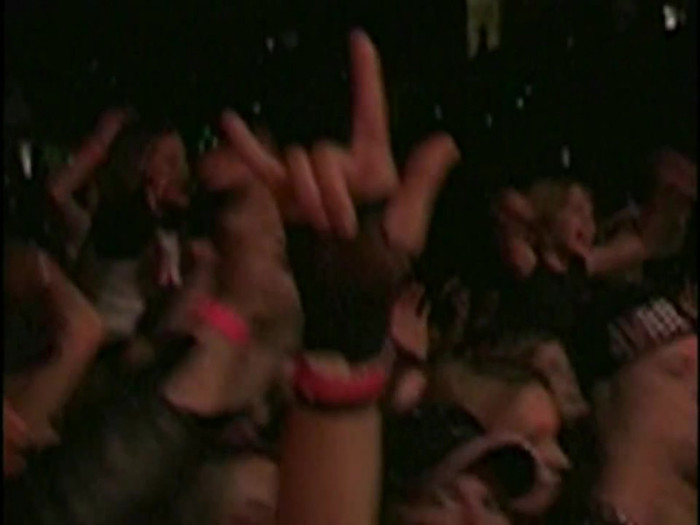 Bonez Tour Documentary [HD] Part2 - Avril Lavigne 1374