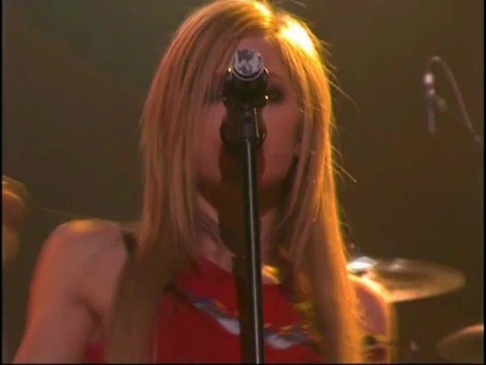 Bonez Tour Documentary [HD] Part2 - Avril Lavigne 2844