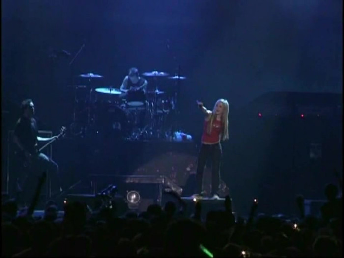 Bonez Tour Documentary [HD] Part2 - Avril Lavigne 2368