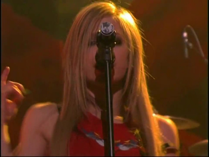 Bonez Tour Documentary [HD] Part2 - Avril Lavigne 2846