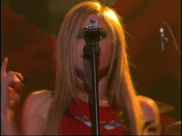 Bonez Tour Documentary [HD] Part2 - Avril Lavigne 2847