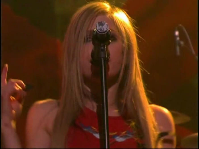 Bonez Tour Documentary [HD] Part2 - Avril Lavigne 2848