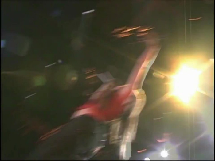 Bonez Tour Documentary [HD] Part2 - Avril Lavigne 1871 - Avril - Lavigne - 2008 - Bonez - Tour - Documentary - oo4