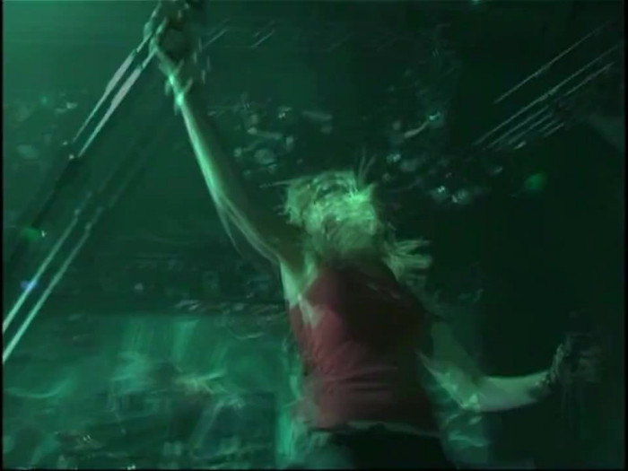 Bonez Tour Documentary [HD] Part2 - Avril Lavigne 2375