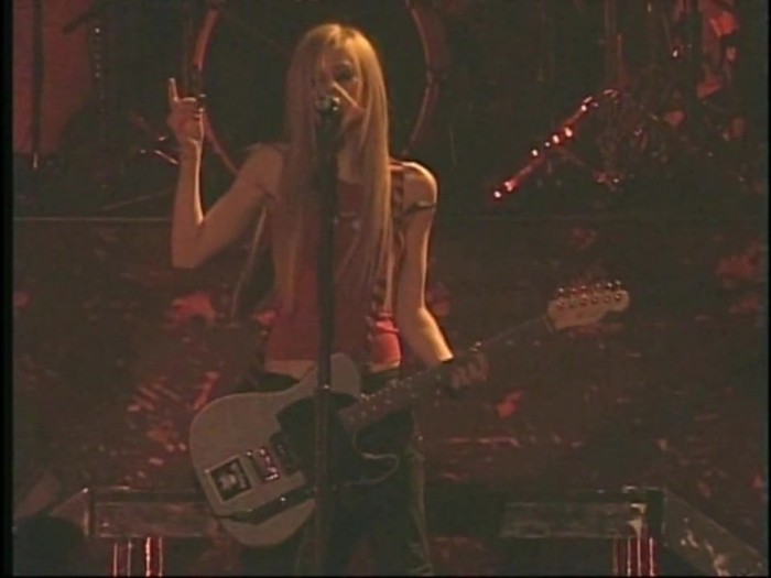 Bonez Tour Documentary [HD] Part2 - Avril Lavigne 1388