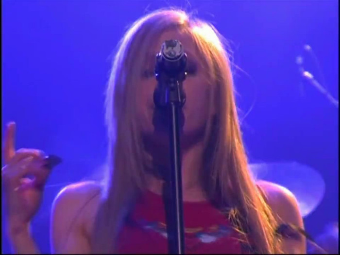 Bonez Tour Documentary [HD] Part2 - Avril Lavigne 2854