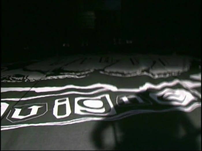 Bonez Tour Documentary [HD] Part2 - Avril Lavigne 0424