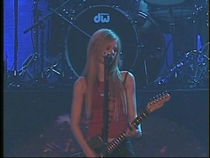 Bonez Tour Documentary [HD] Part2 - Avril Lavigne 0912