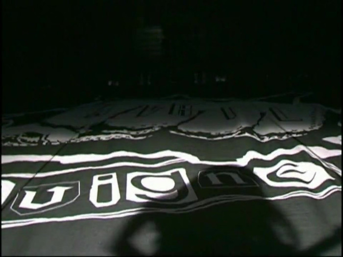 Bonez Tour Documentary [HD] Part2 - Avril Lavigne 0429