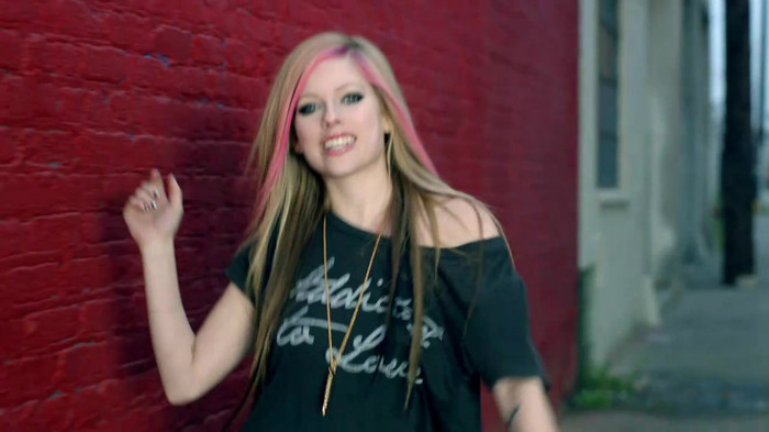 Avril Lavigne - What The Hell_youtube_original 1126 - Avril - Lavigne - What - The - Hell - oo3