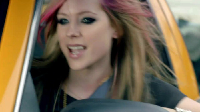 Avril Lavigne - What The Hell_youtube_original 0867