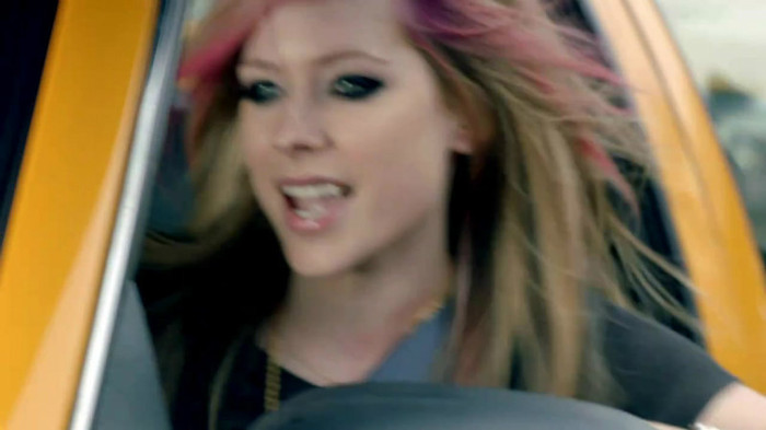 Avril Lavigne - What The Hell_youtube_original 0868