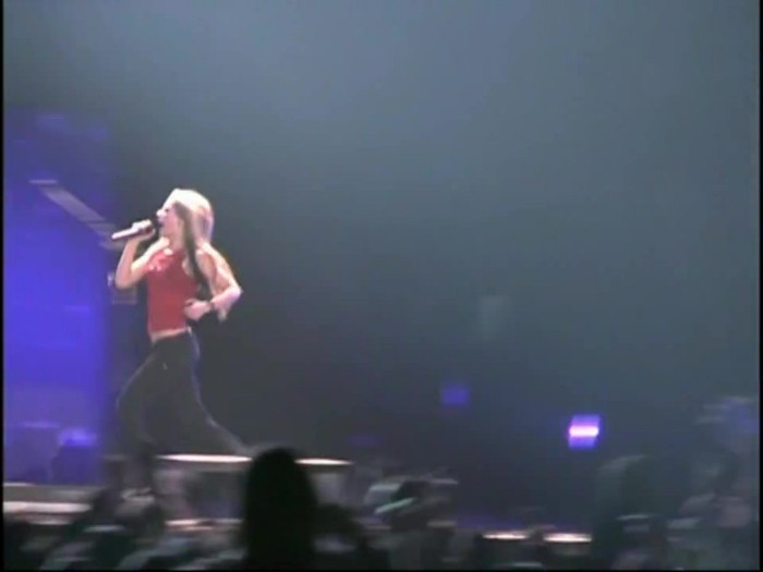 Bonez Tour Documentary [HD] Part2 - Avril Lavigne 1889