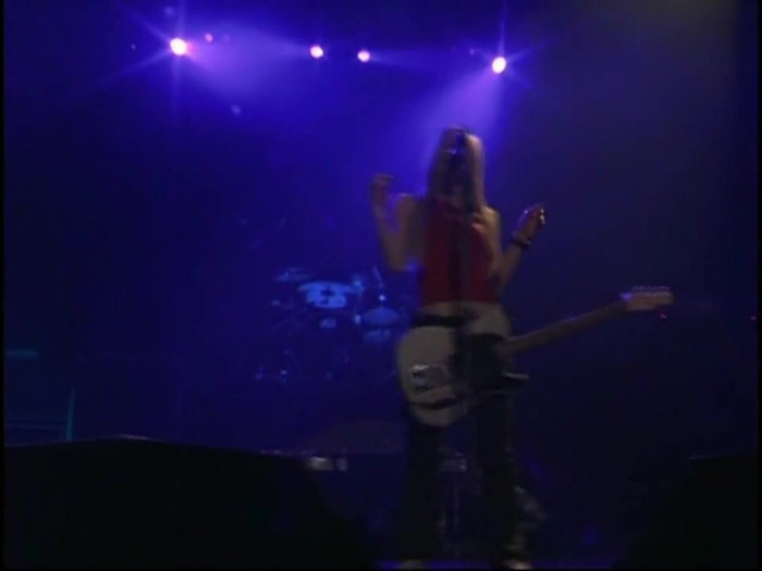 Bonez Tour Documentary [HD] Part2 - Avril Lavigne 2871