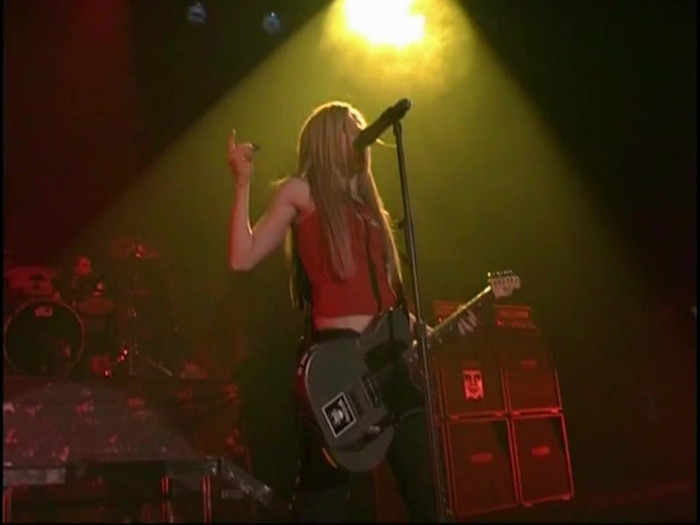Bonez Tour Documentary [HD] Part2 - Avril Lavigne 1417