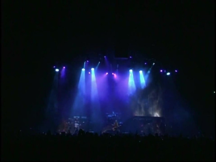 Bonez Tour Documentary [HD] Part2 - Avril Lavigne 0938