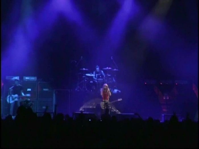 Bonez Tour Documentary [HD] Part2 - Avril Lavigne 2889