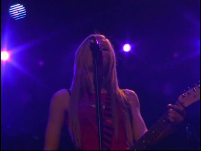 Bonez Tour Documentary [HD] Part2 - Avril Lavigne 1913