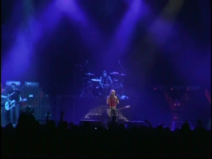 Bonez Tour Documentary [HD] Part2 - Avril Lavigne 2895