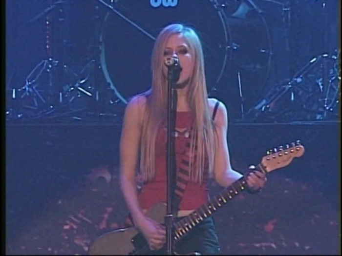 Bonez Tour Documentary [HD] Part2 - Avril Lavigne 0952