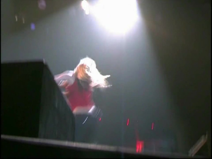 Bonez Tour Documentary [HD] Part2 - Avril Lavigne 2419