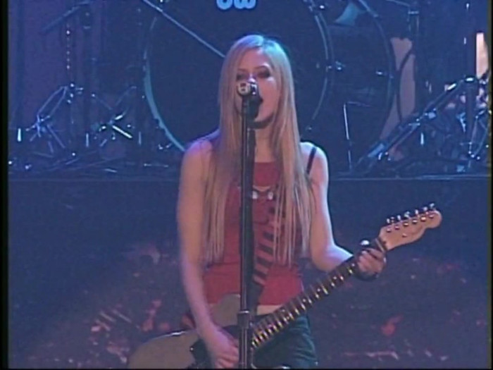 Bonez Tour Documentary [HD] Part2 - Avril Lavigne 0953