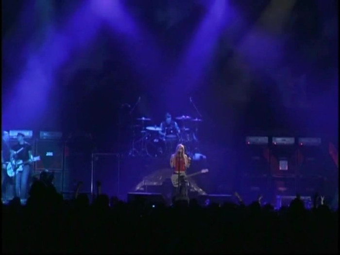 Bonez Tour Documentary [HD] Part2 - Avril Lavigne 2898