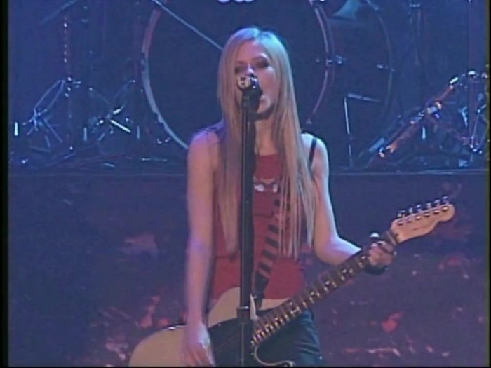 Bonez Tour Documentary [HD] Part2 - Avril Lavigne 0956
