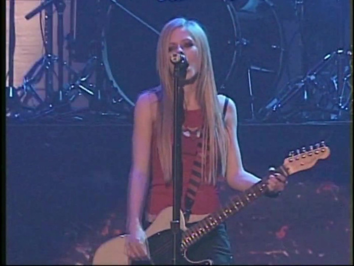 Bonez Tour Documentary [HD] Part2 - Avril Lavigne 0957