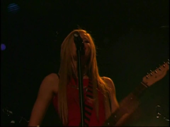 Bonez Tour Documentary [HD] Part2 - Avril Lavigne 1919