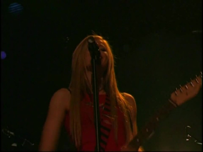 Bonez Tour Documentary [HD] Part2 - Avril Lavigne 1920
