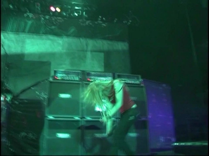 Bonez Tour Documentary [HD] Part2 - Avril Lavigne 1443