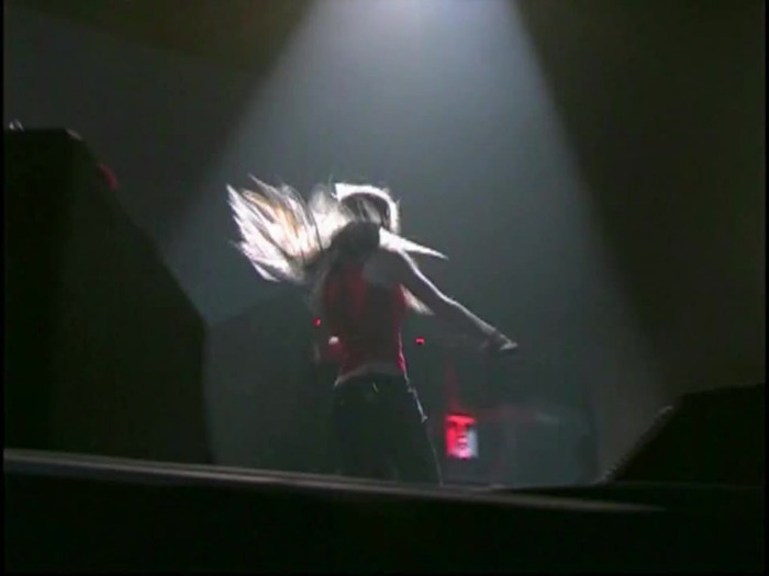 Bonez Tour Documentary [HD] Part2 - Avril Lavigne 2434