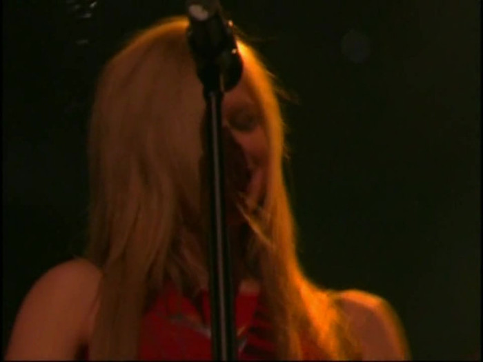 Bonez Tour Documentary [HD] Part2 - Avril Lavigne 1932