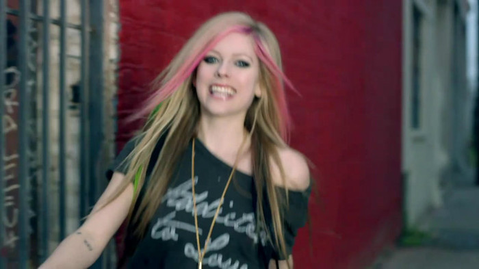 Avril Lavigne - What The Hell_youtube_original 1145 - Avril - Lavigne - What - The - Hell - oo3