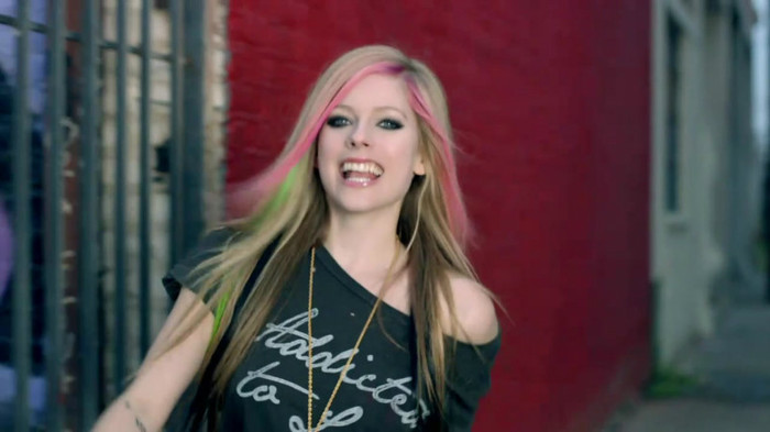 Avril Lavigne - What The Hell_youtube_original 1147 - Avril - Lavigne - What - The - Hell - oo3