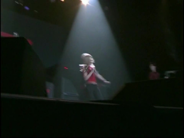 Bonez Tour Documentary [HD] Part2 - Avril Lavigne 2452
