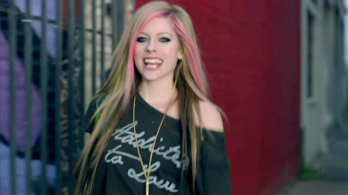 Avril Lavigne - What The Hell_youtube_original 1150 - Avril - Lavigne - What - The - Hell - oo3
