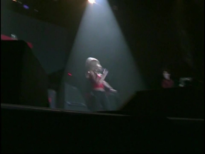 Bonez Tour Documentary [HD] Part2 - Avril Lavigne 2455