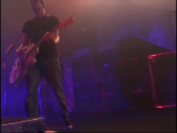 Bonez Tour Documentary [HD] Part2 - Avril Lavigne 1468