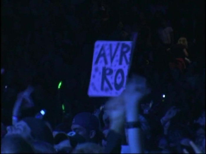 Bonez Tour Documentary [HD] Part2 - Avril Lavigne 0994