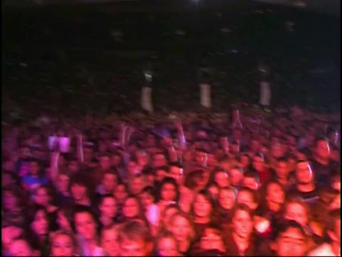 Bonez Tour Documentary [HD] Part2 - Avril Lavigne 2461