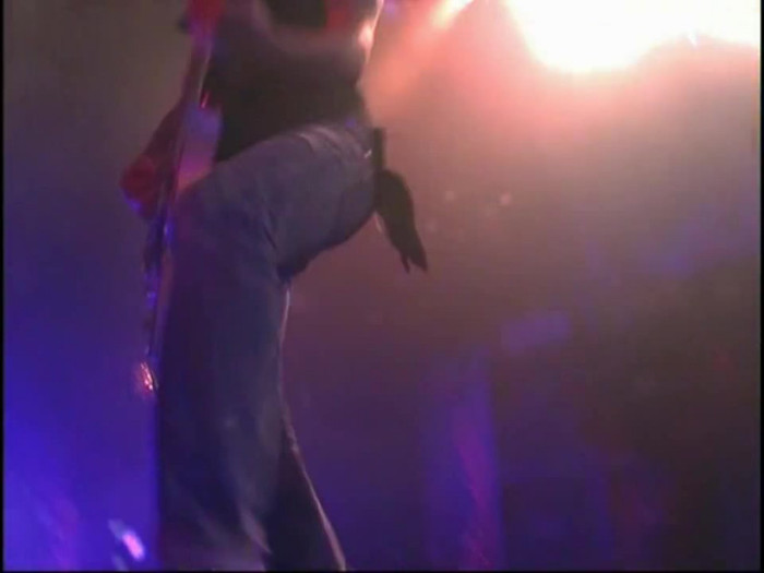 Bonez Tour Documentary [HD] Part2 - Avril Lavigne 1479