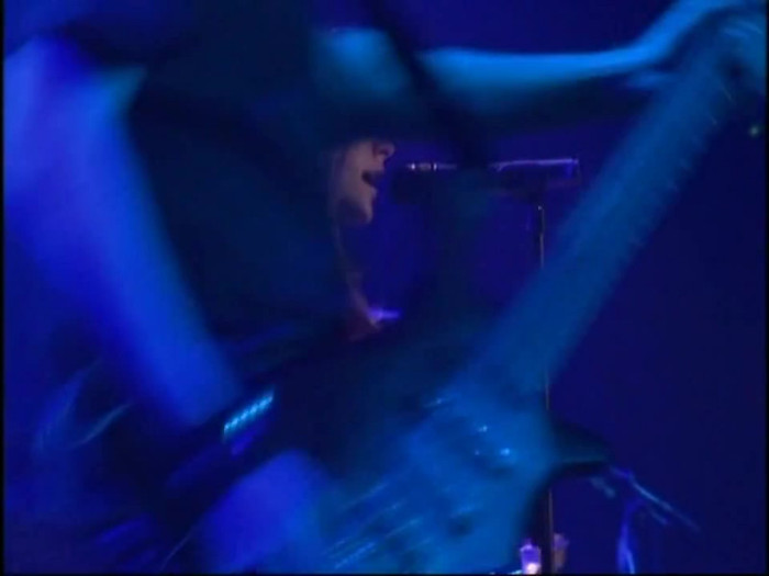 Bonez Tour Documentary [HD] Part2 - Avril Lavigne 2952