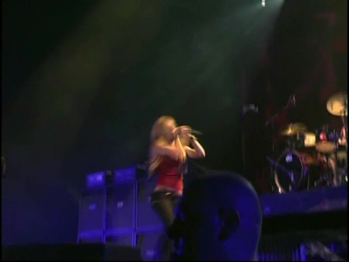 Bonez Tour Documentary [HD] Part2 - Avril Lavigne 1977