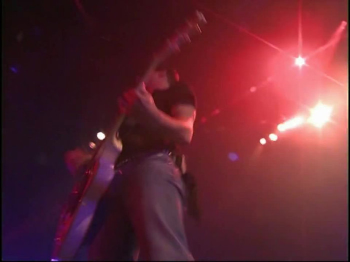 Bonez Tour Documentary [HD] Part2 - Avril Lavigne 1493