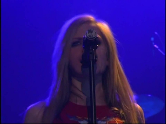Bonez Tour Documentary [HD] Part2 - Avril Lavigne 2959