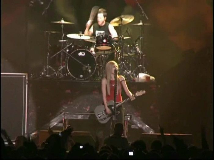 Bonez Tour Documentary [HD] Part2 - Avril Lavigne 2482