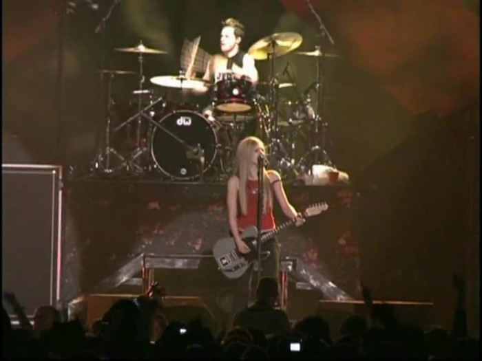 Bonez Tour Documentary [HD] Part2 - Avril Lavigne 2484